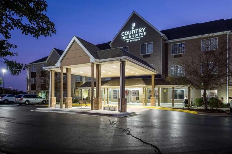 Holiday Inn Express & Suites Chicago - Matteson By Ihg Exterior foto
